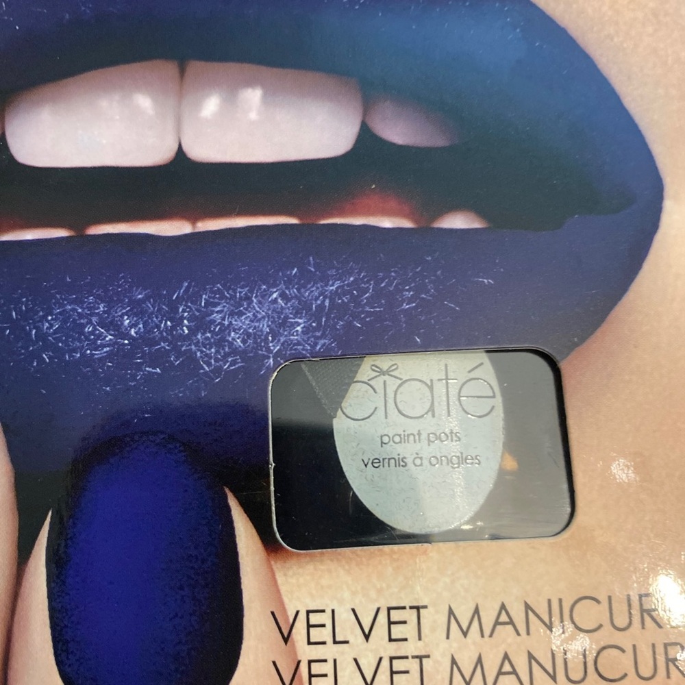 Ciate Cavier Manicure Set- blue suede